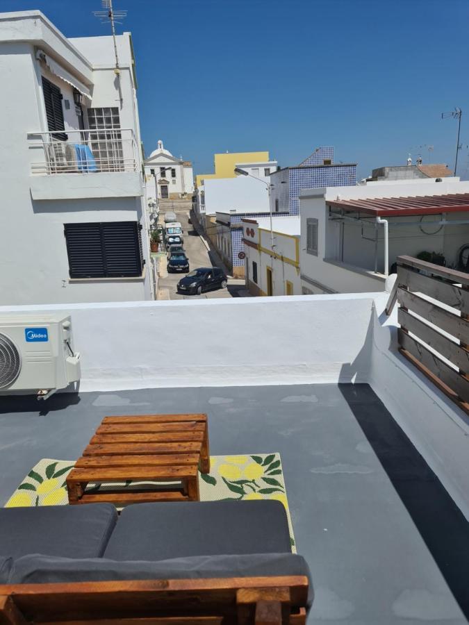 Different House Holidays Fuseta Buitenkant foto